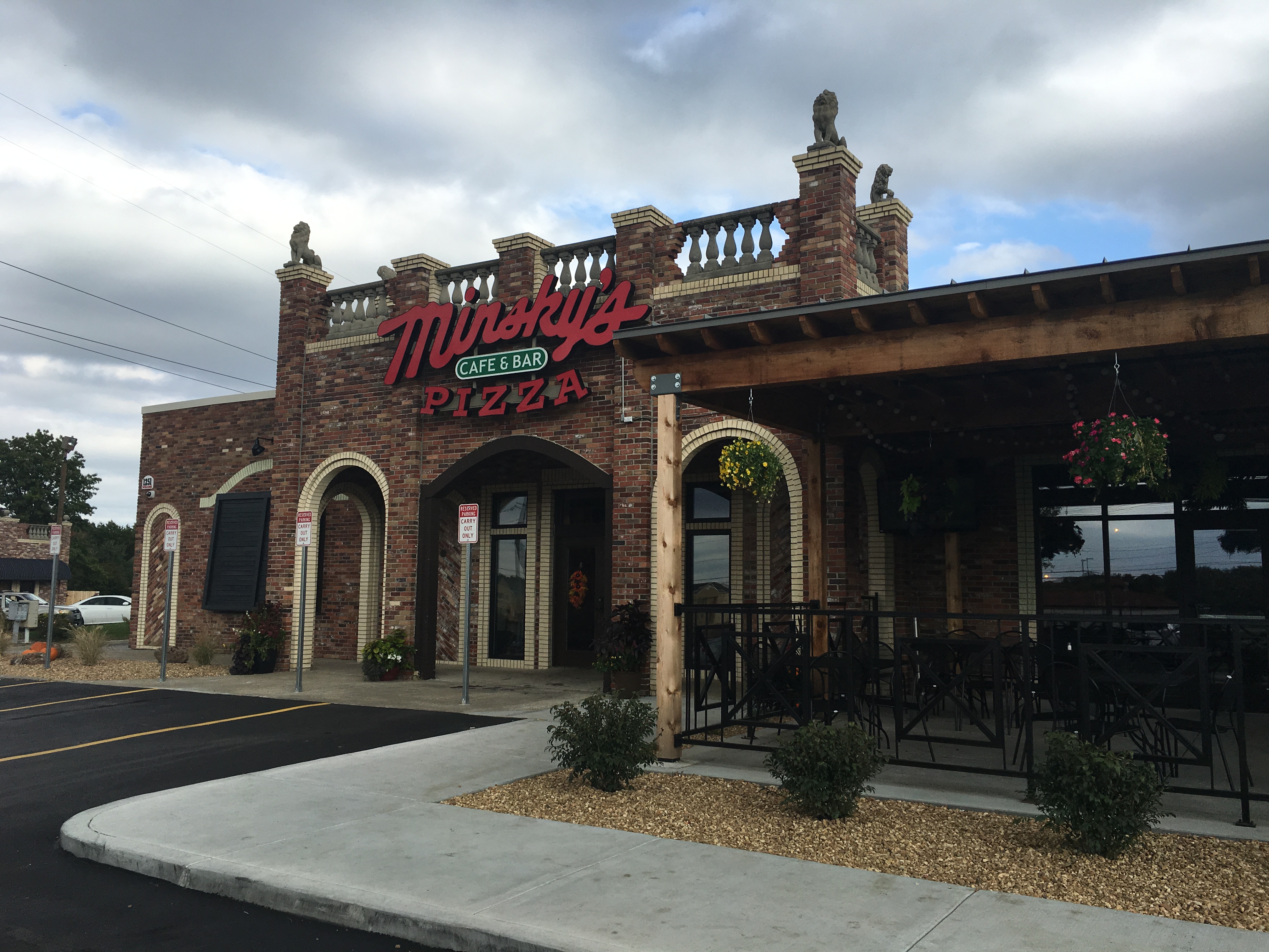 Minsky's Pizza Embraces New Location | The Northern Exposure